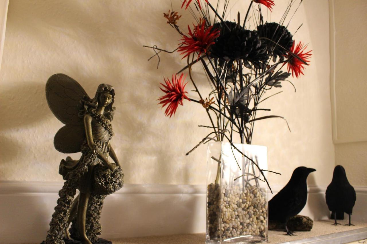 Raven Haven Glastonbury Extérieur photo
